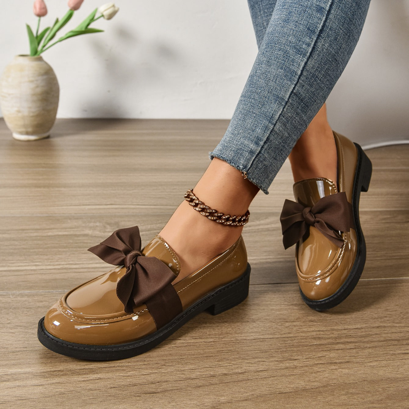 Women's Glossy Leather Platform Loafers Corvine