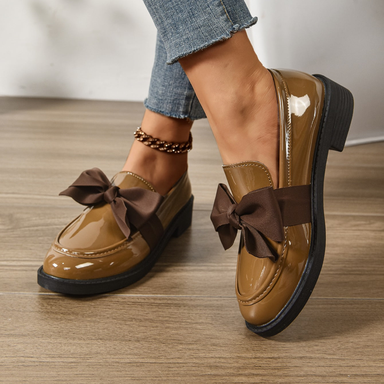 Women's Glossy Leather Platform Loafers Corvine