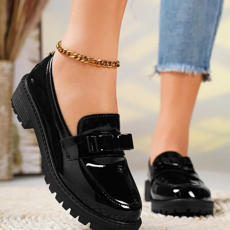 Women's Glossy Patent Leather Bow Loafers Corvine
