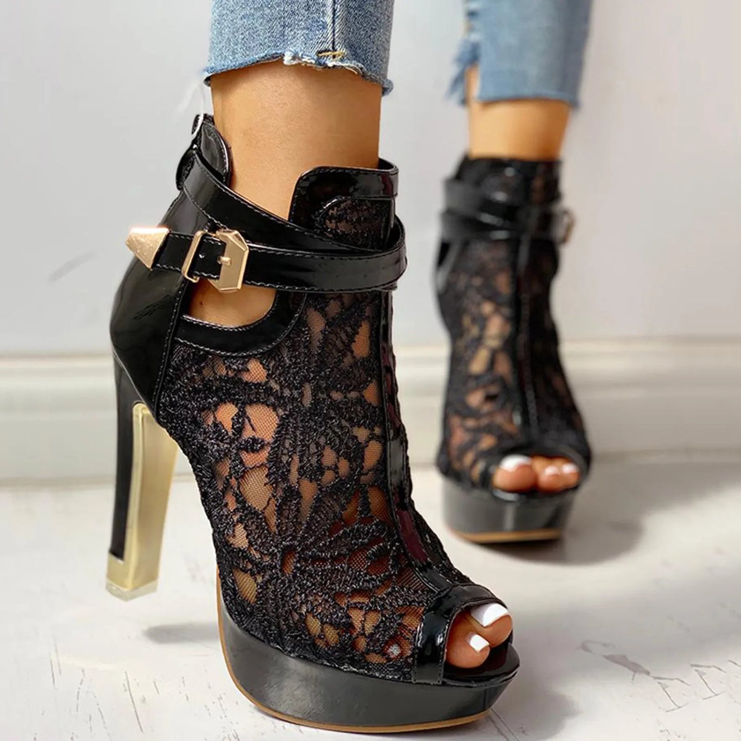 Women's Gold Floral Lace Open-Toe Heels Corvine