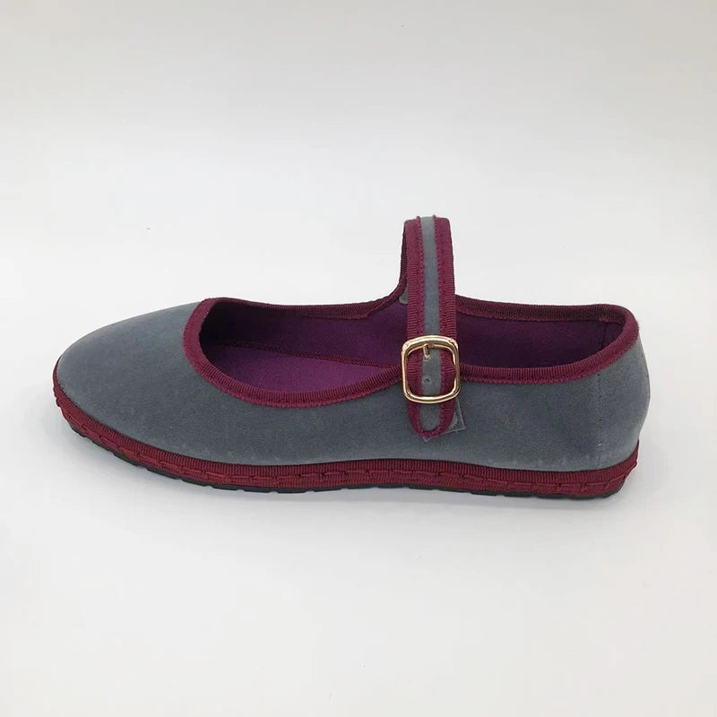 Women's Hand-Stitched Velvet Round Toe Flats Corvine