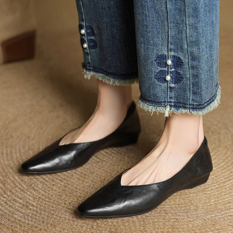 Women's Handcrafted Genuine Leather Black Flats Corvine