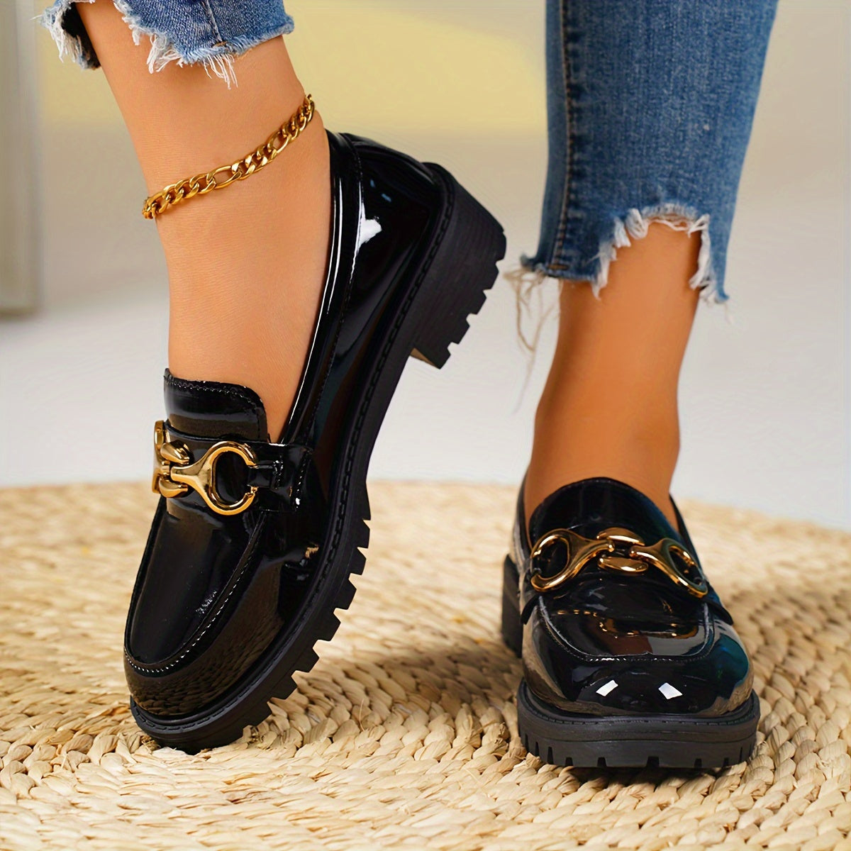 Women's High-Shine Patent Leather Loafers Corvine