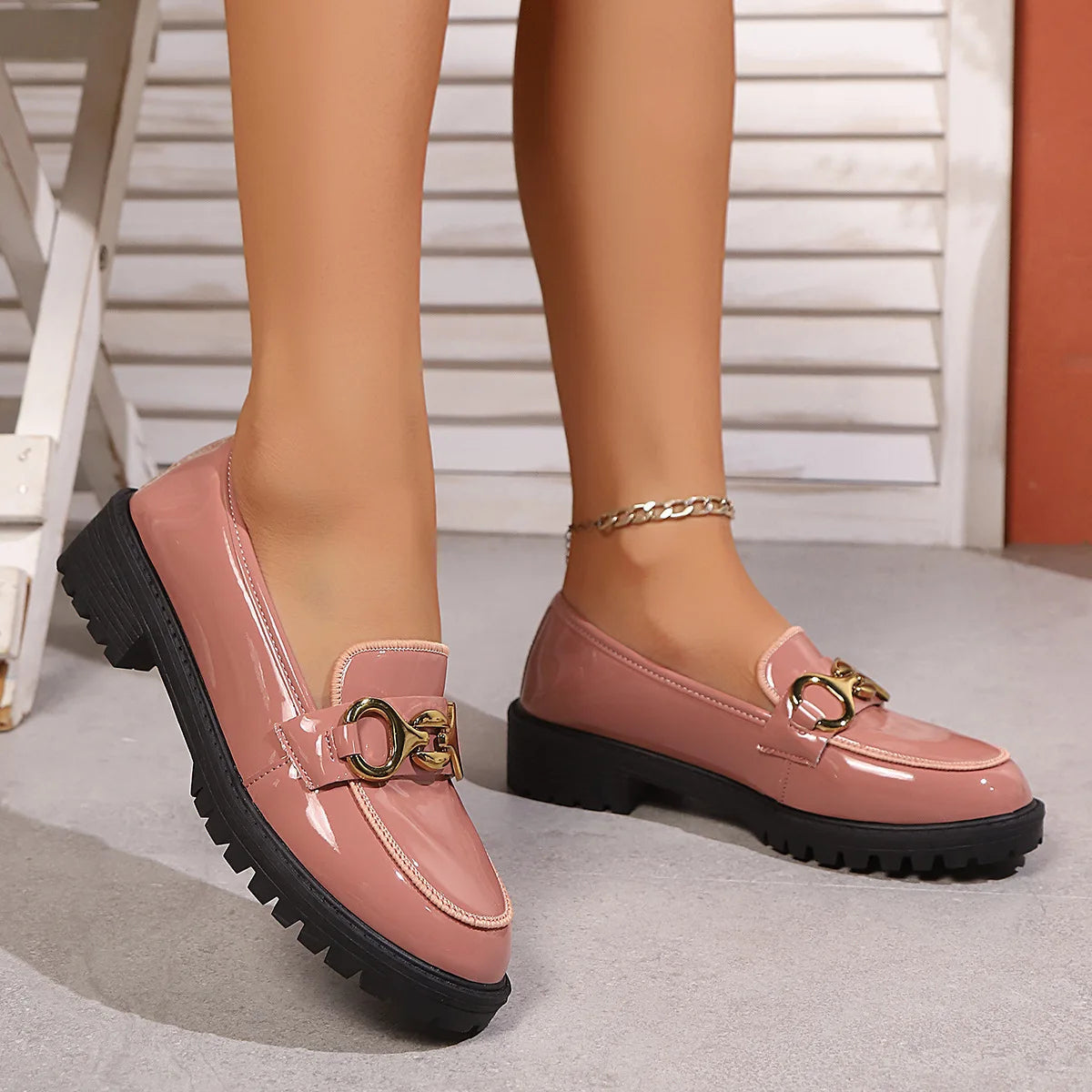 Women's High-Shine Patent Leather Loafers Corvine