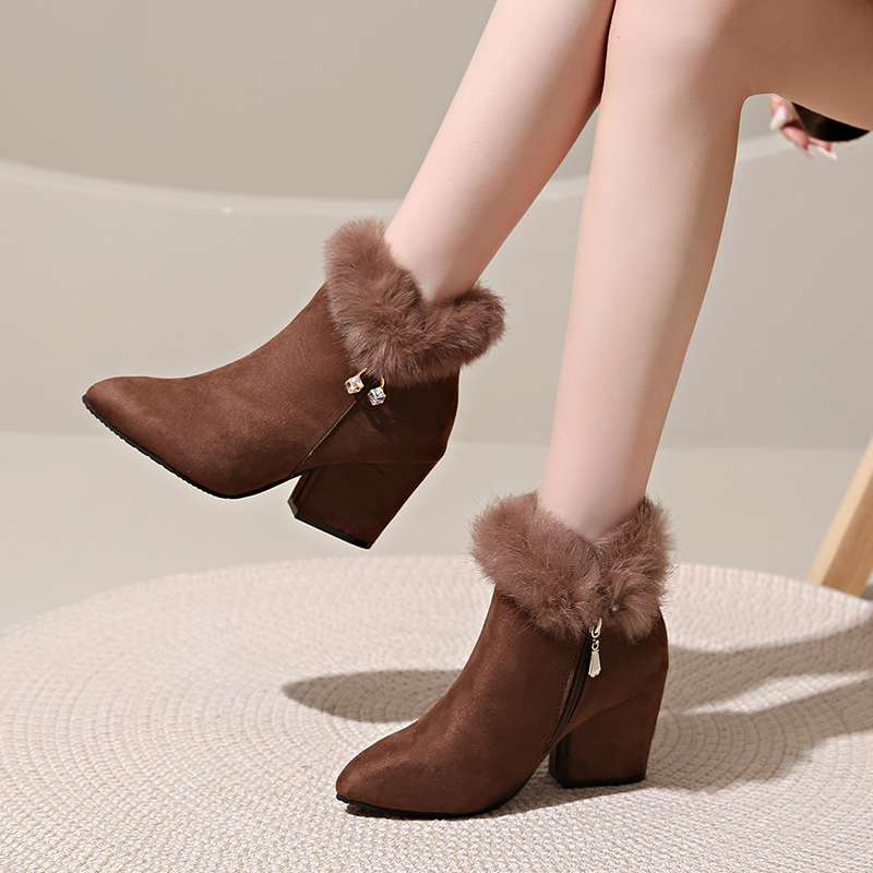 Women's Insulated Black Suede Block Heel Boots Corvine