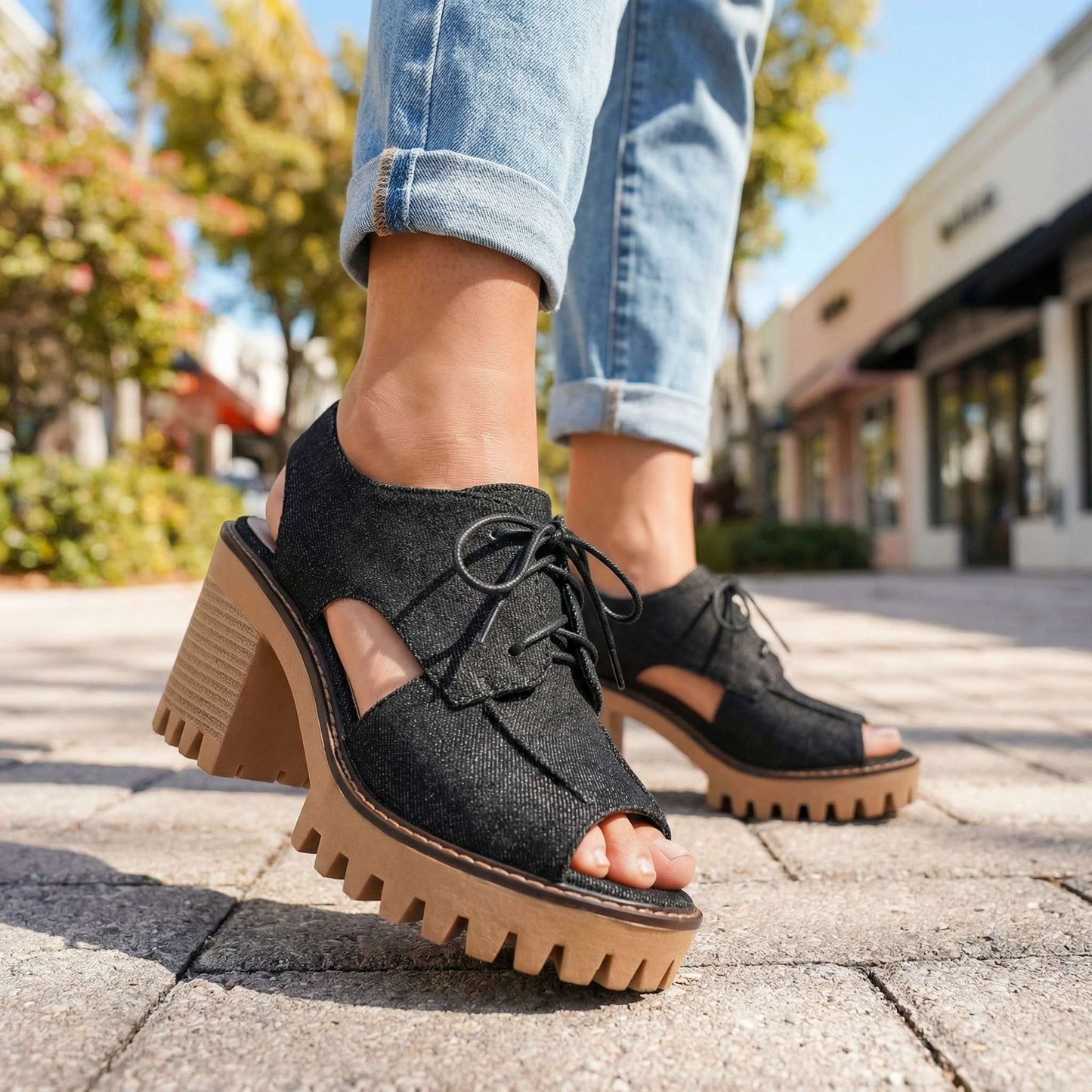 Women's Lace-Up Open Design Heels Corvine