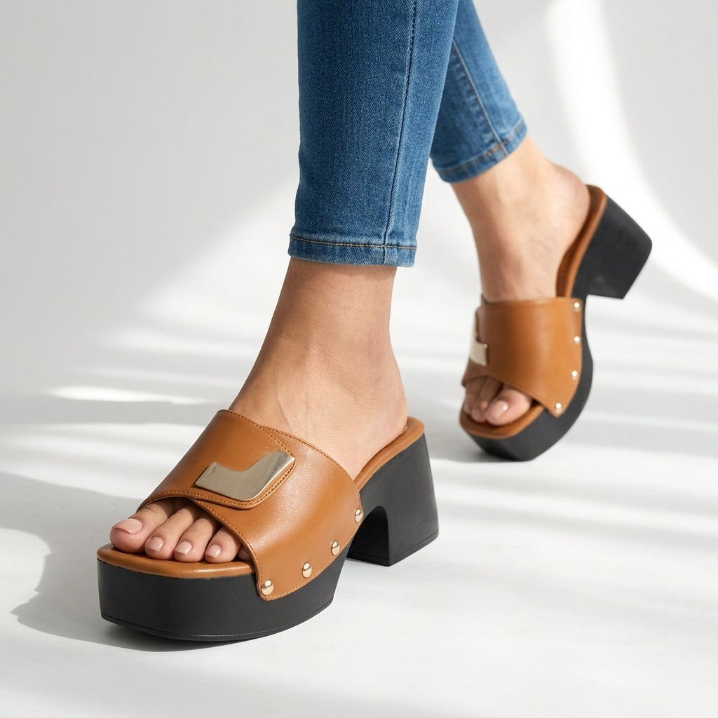 Women's Leather Platform Sandals Corvine