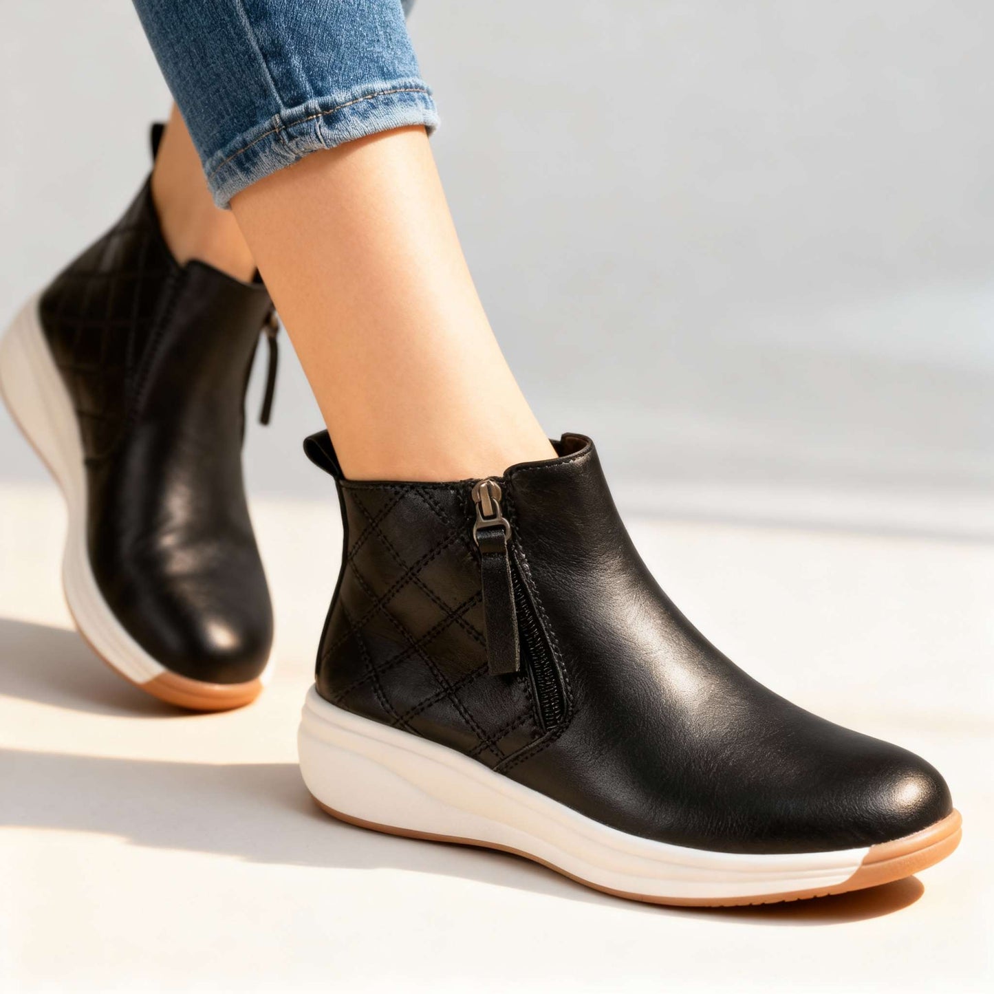Women's Lightweight Ankle Sneakers Corvine