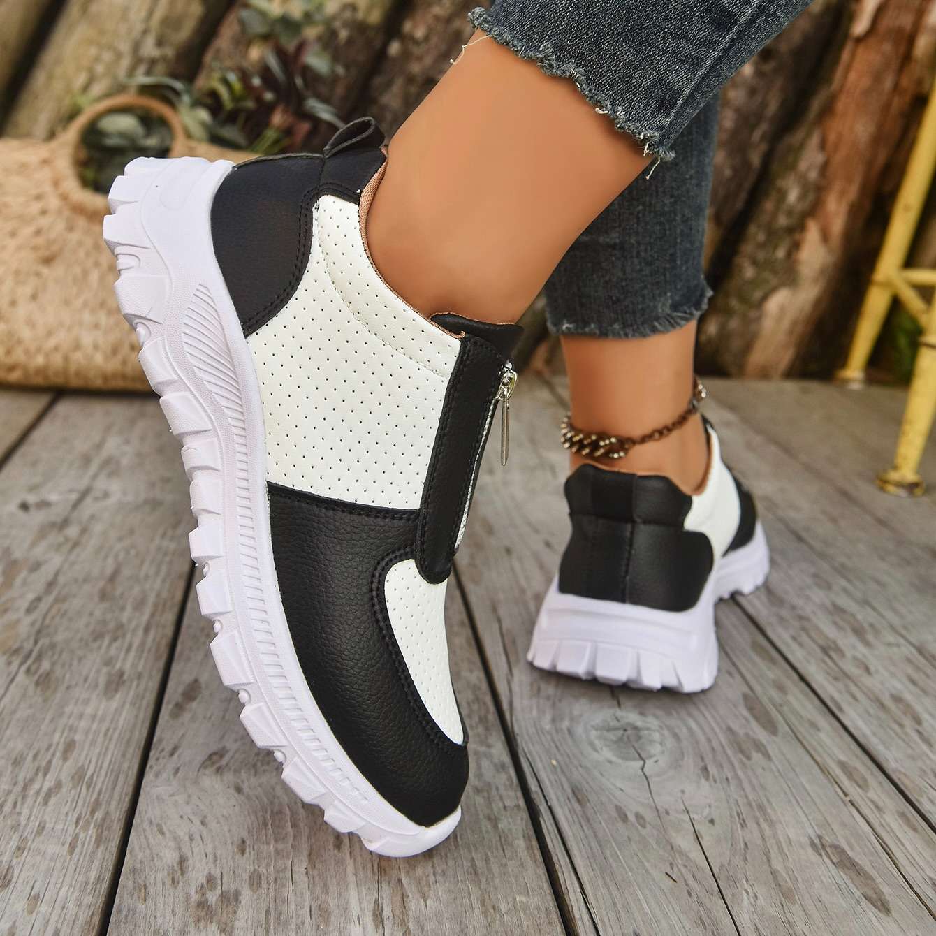 Women's Lightweight Breathable White Trainers Corvine