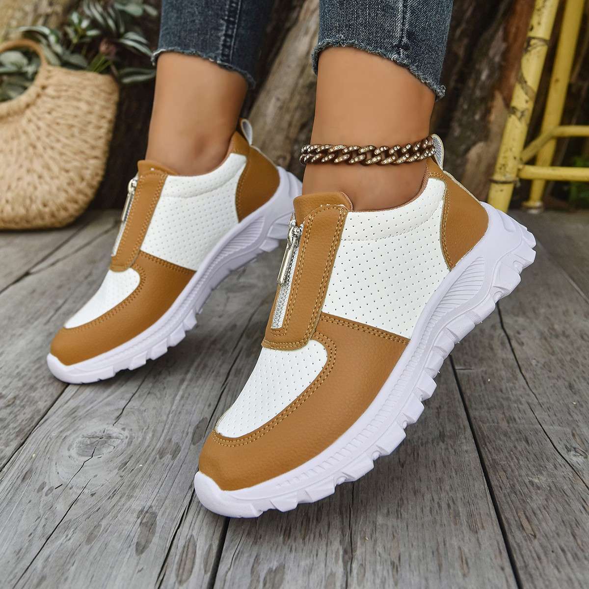 Women's Lightweight Breathable White Trainers Corvine