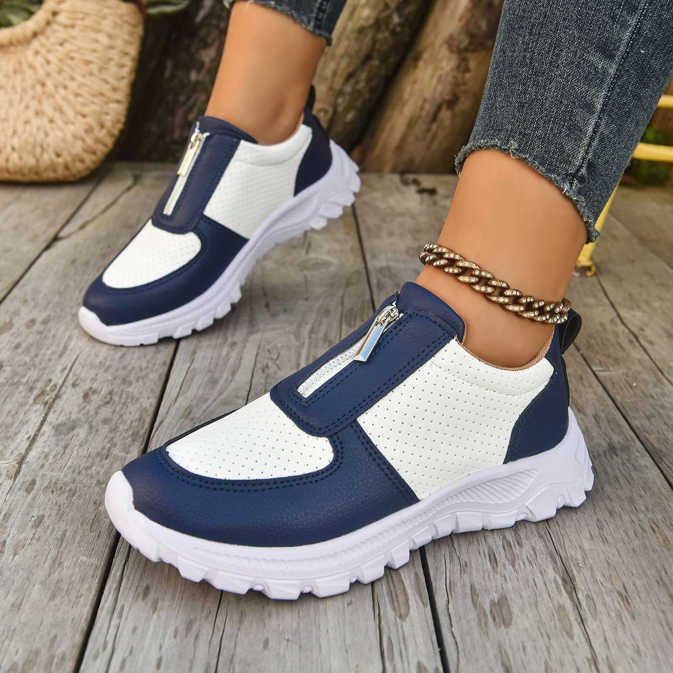 Women's Lightweight Breathable White Trainers Corvine