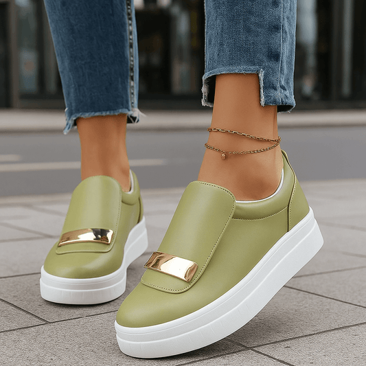 Women's Lightweight Leather Slip-On Platform Shoes Corvine