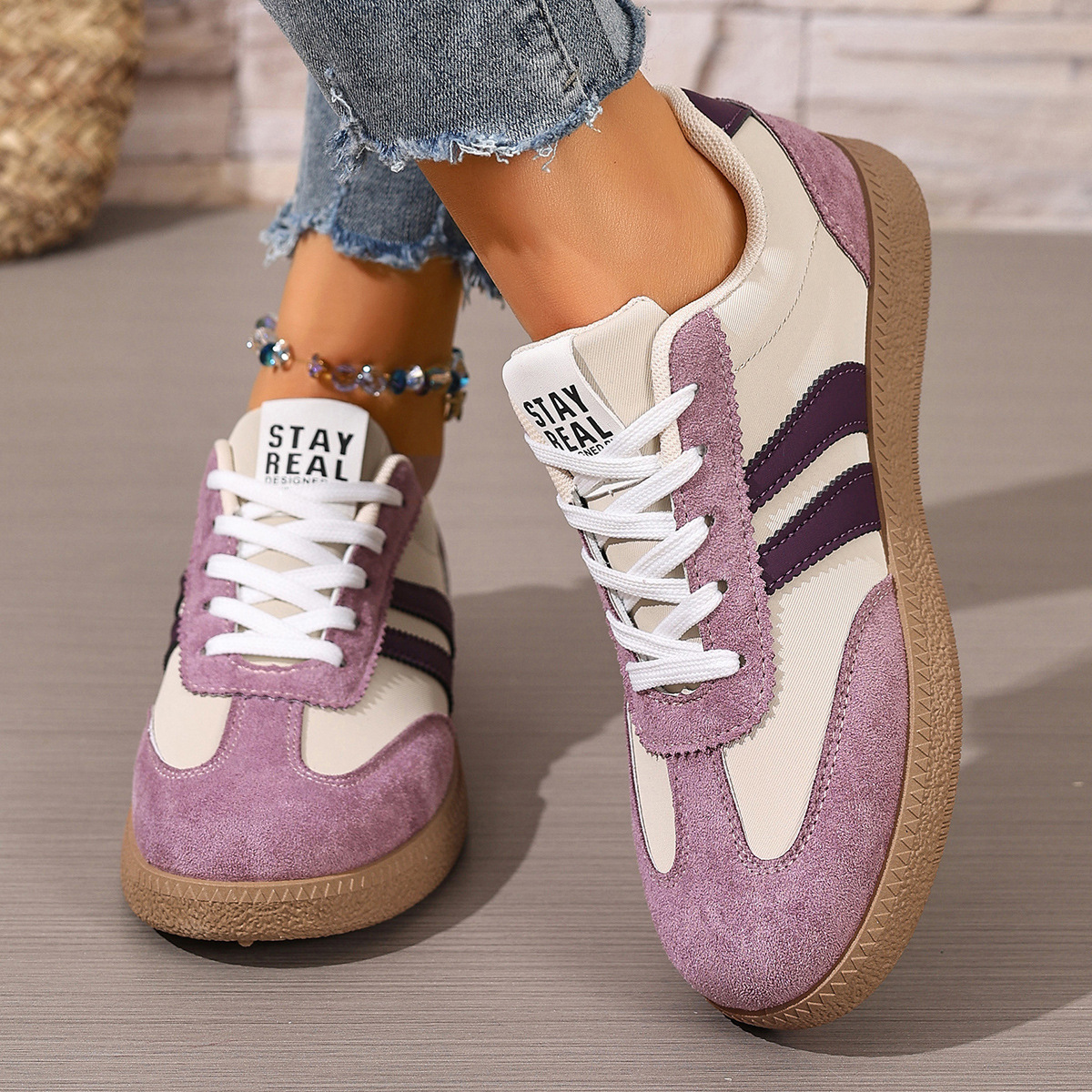 Women's Lightweight Retro Style Trainers Corvine