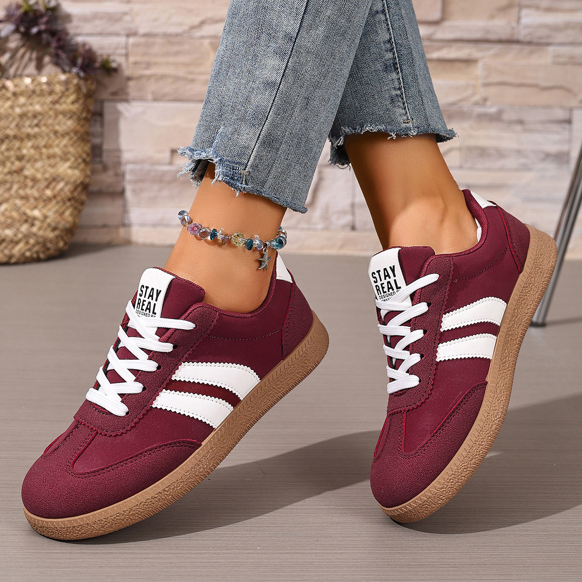 Women's Lightweight Retro Style Trainers Corvine