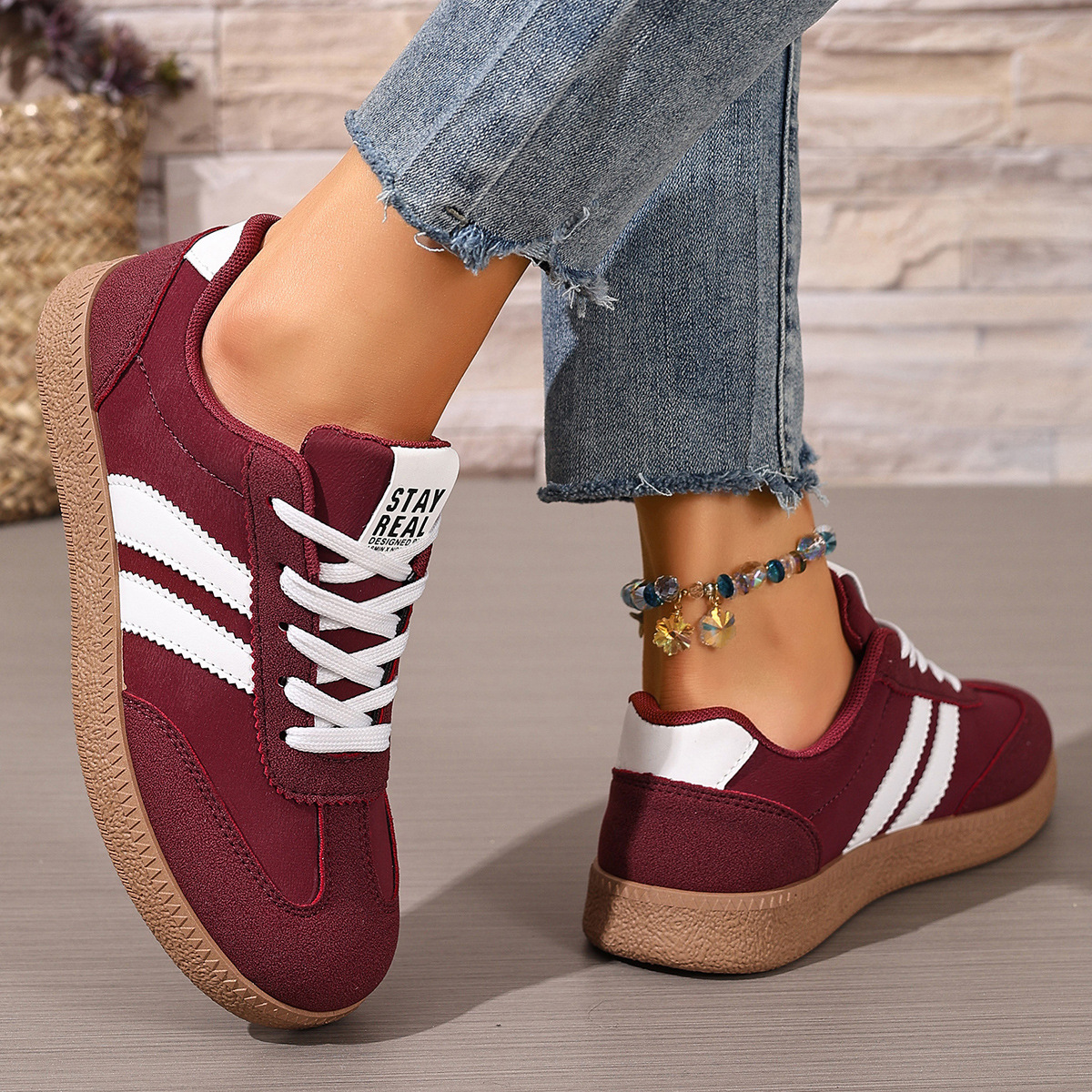 Women's Lightweight Retro Style Trainers Corvine