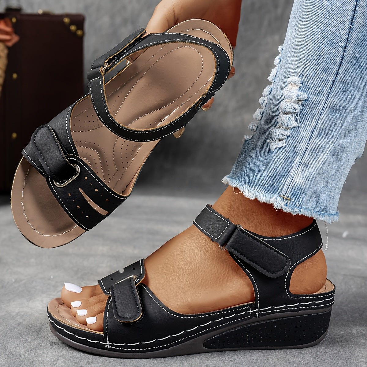 Women's Lightweight Vegan Breathable Sandals Corvine