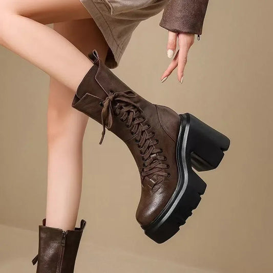 Women's Matte Faux Leather Platform Lace-Up Black Boots Corvine