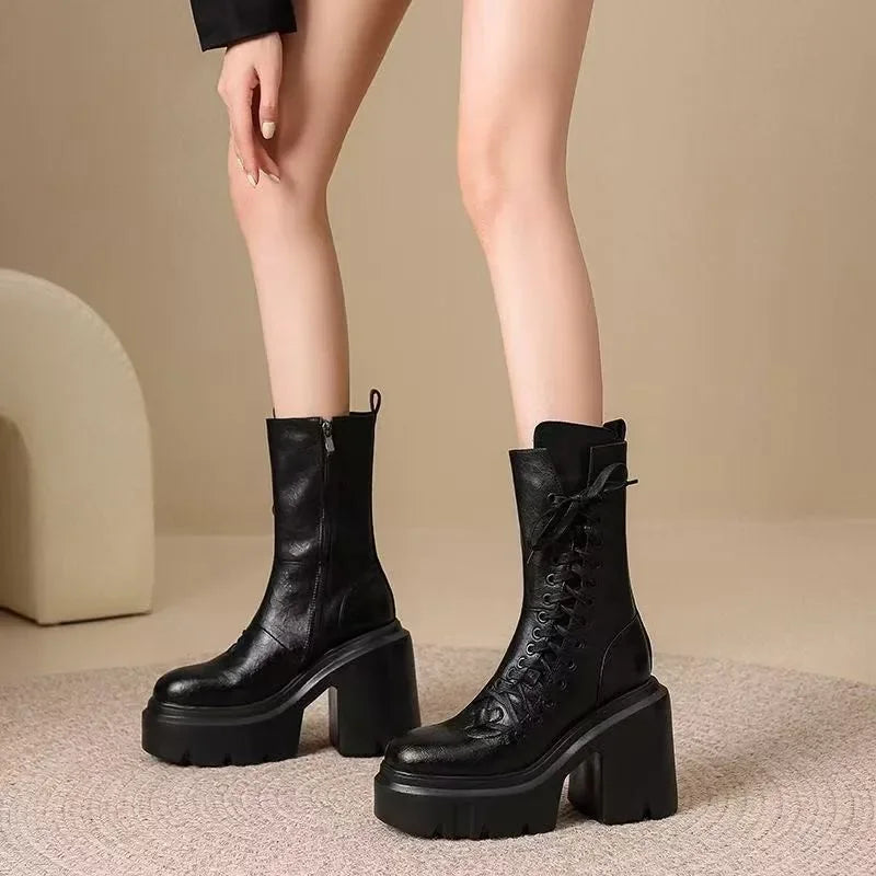 Women's Matte Faux Leather Platform Lace-Up Black Boots Corvine