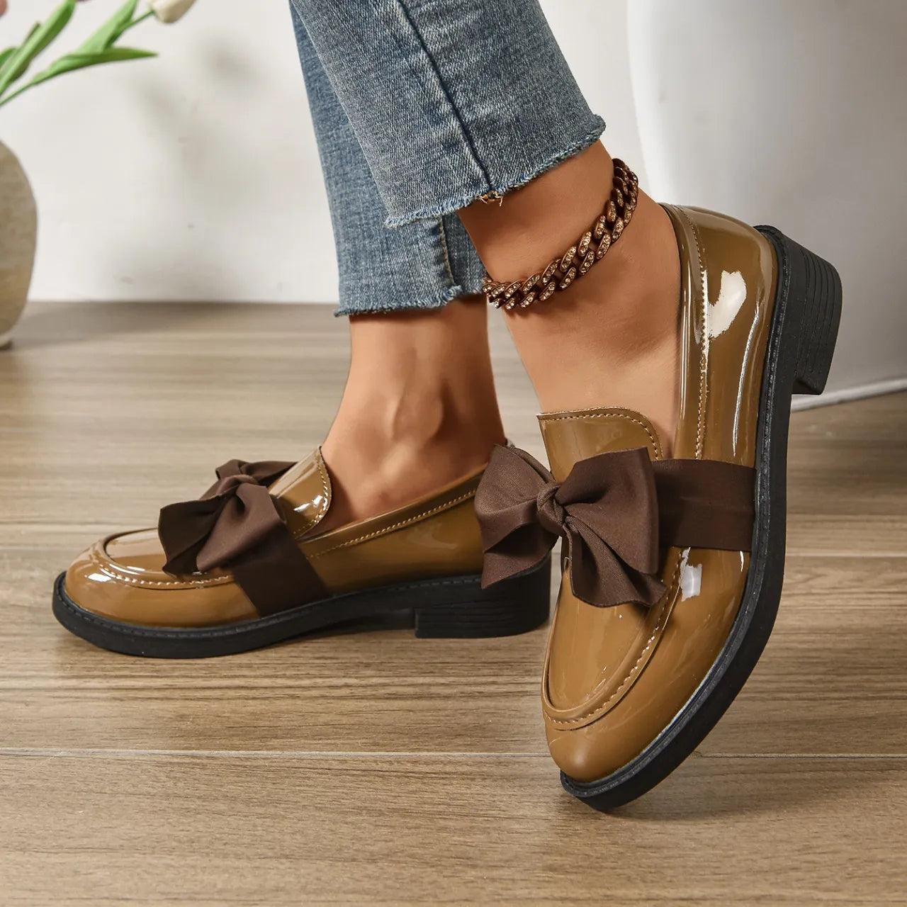 Women's Non-Slip Fabric Slip-On Shoes Corvine