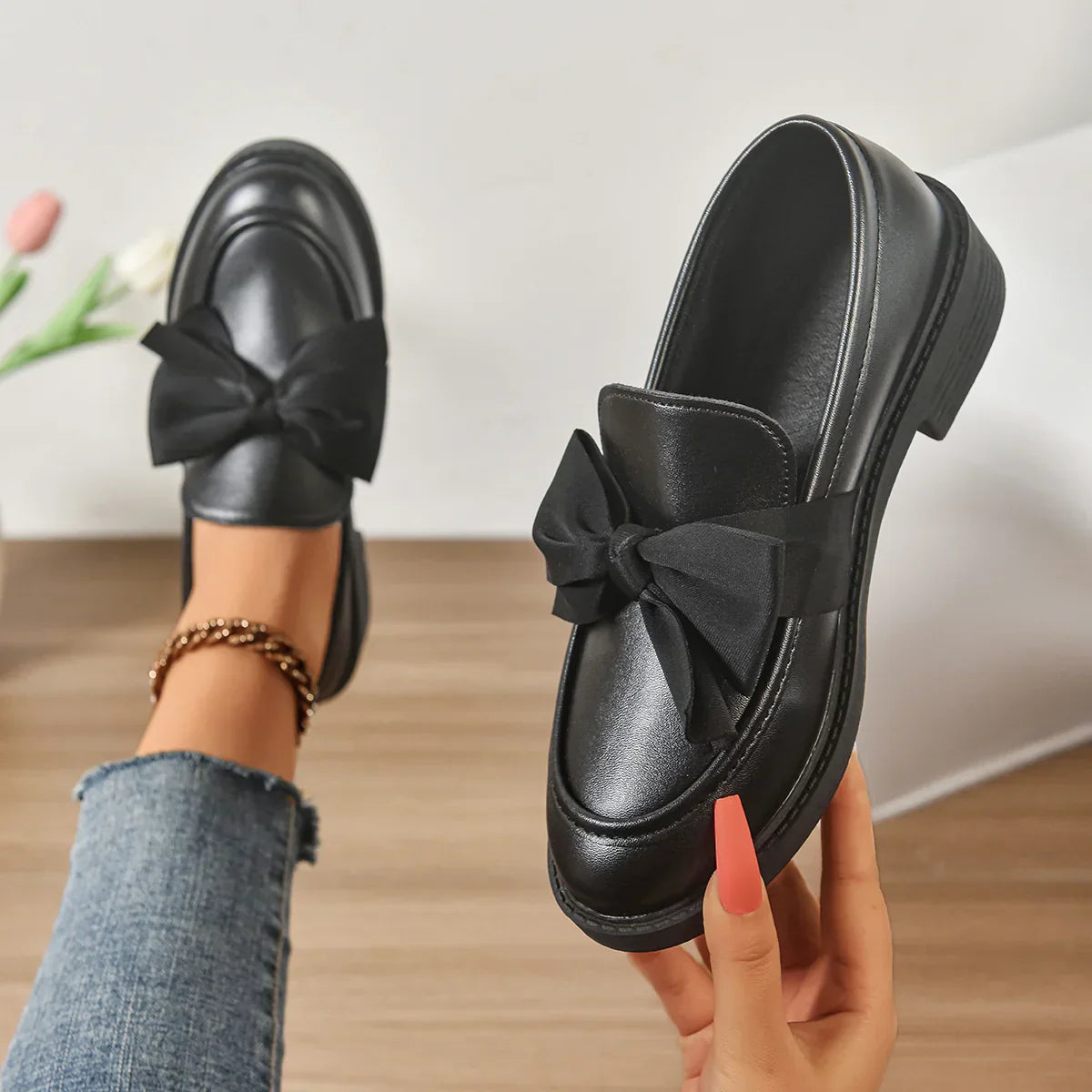Women's Non-Slip Fabric Slip-On Shoes Corvine