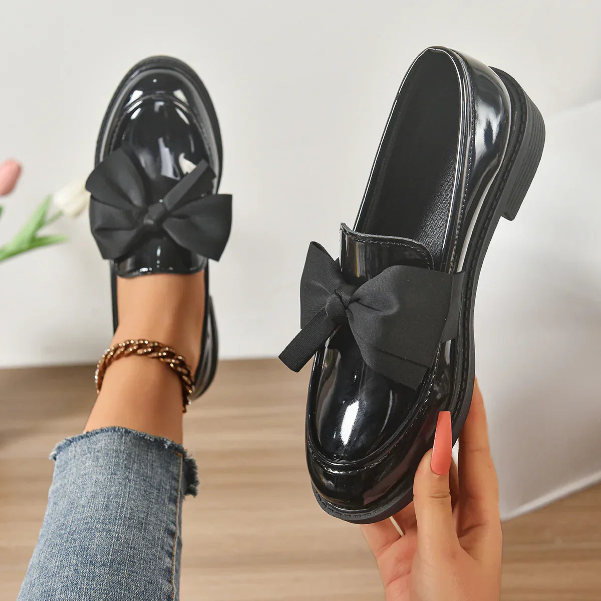 Women's Non-Slip Fabric Slip-On Shoes Corvine