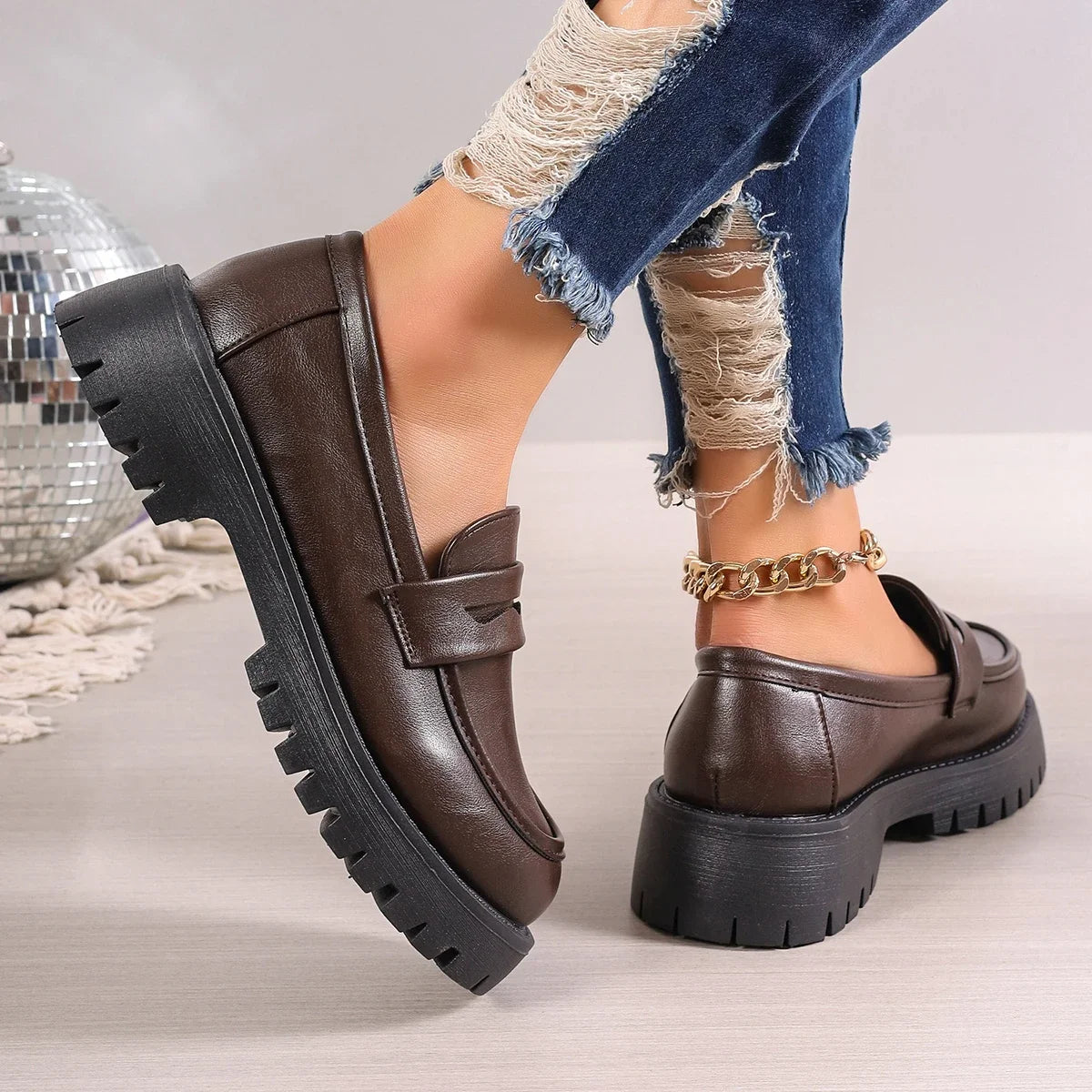 Women's PU Leather Platform Loafers Corvine