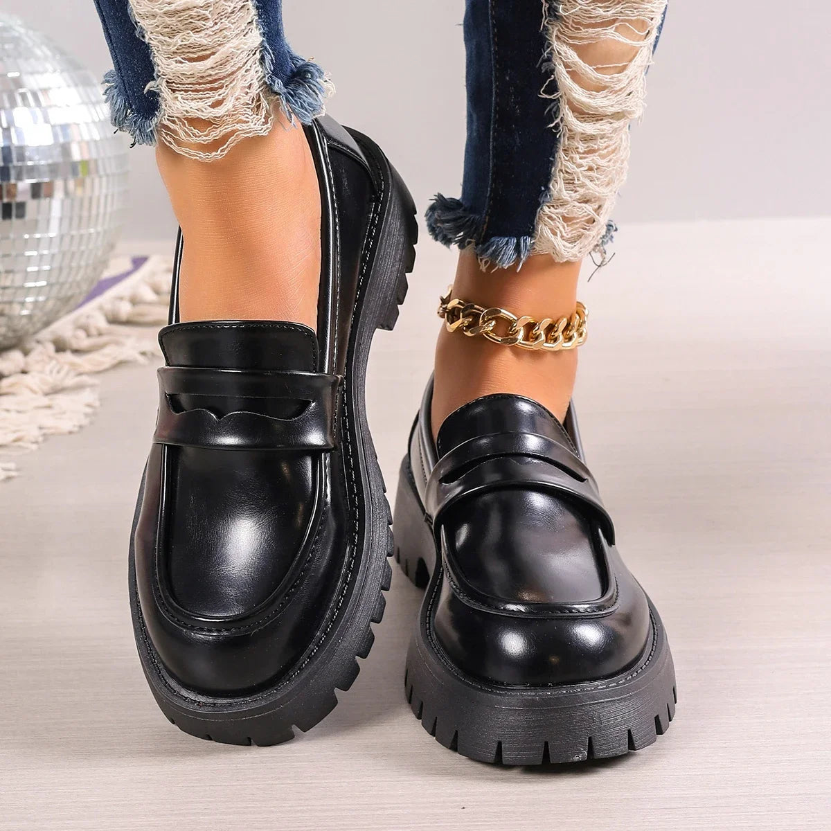 Women's PU Leather Platform Loafers Corvine