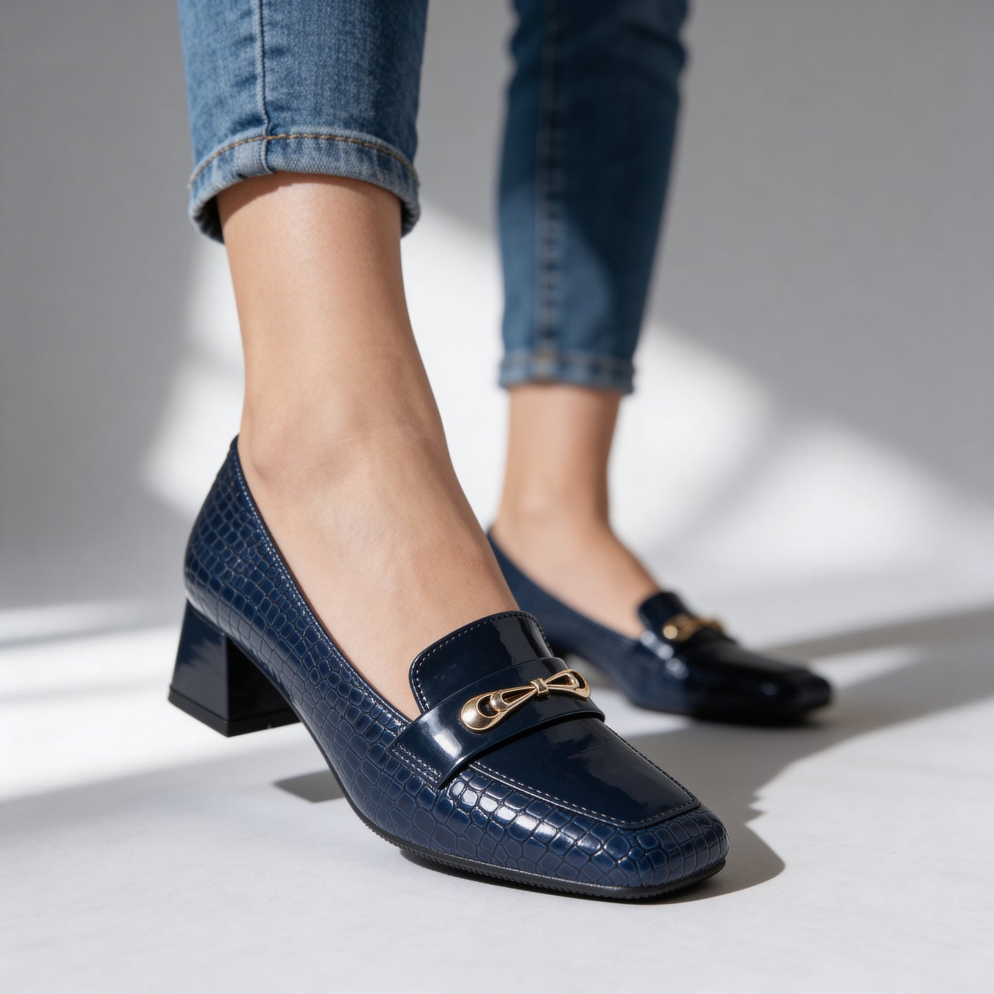 Women's Patent Leather Block Heel Loafers Corvine