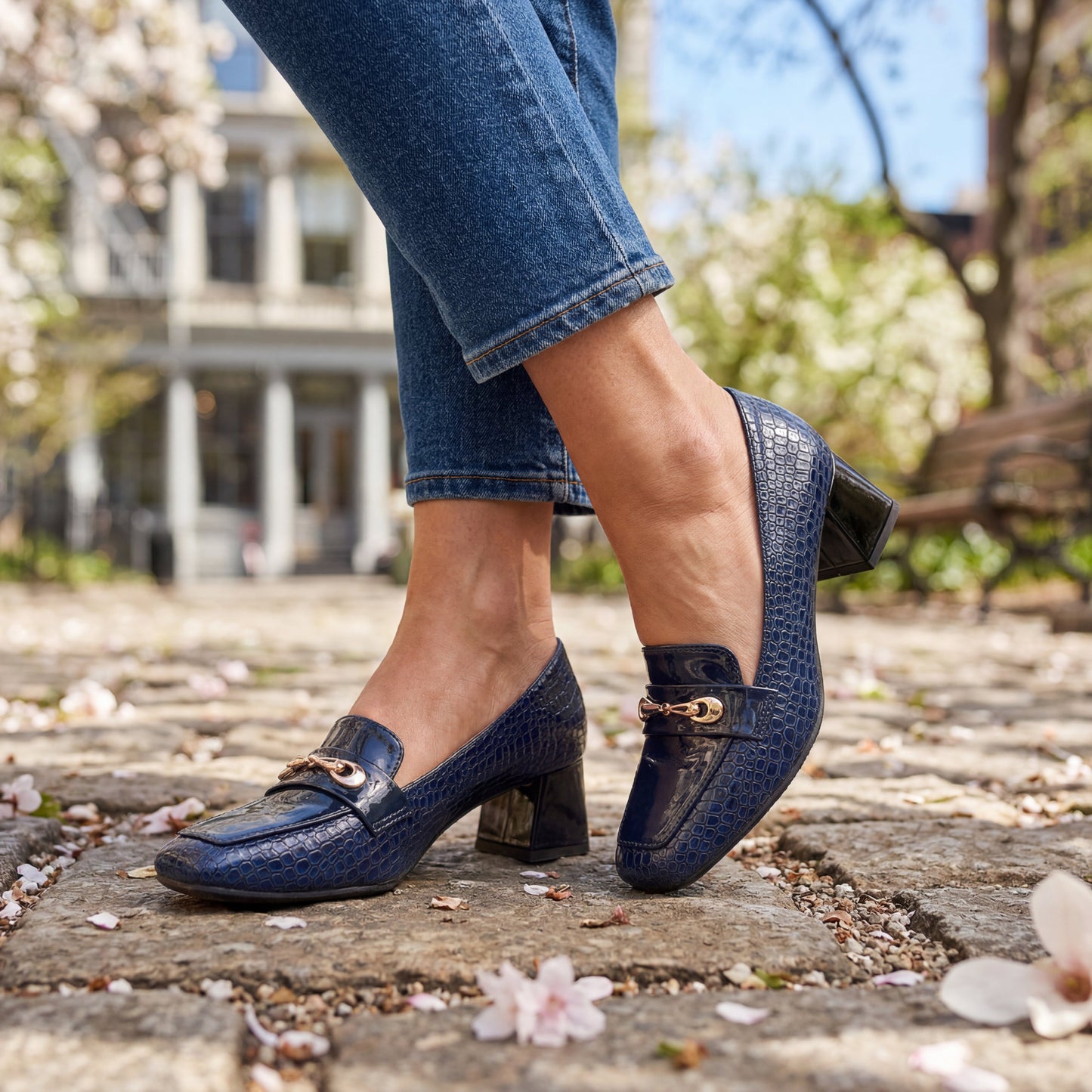 Women's Patent Leather Block Heel Loafers Corvine