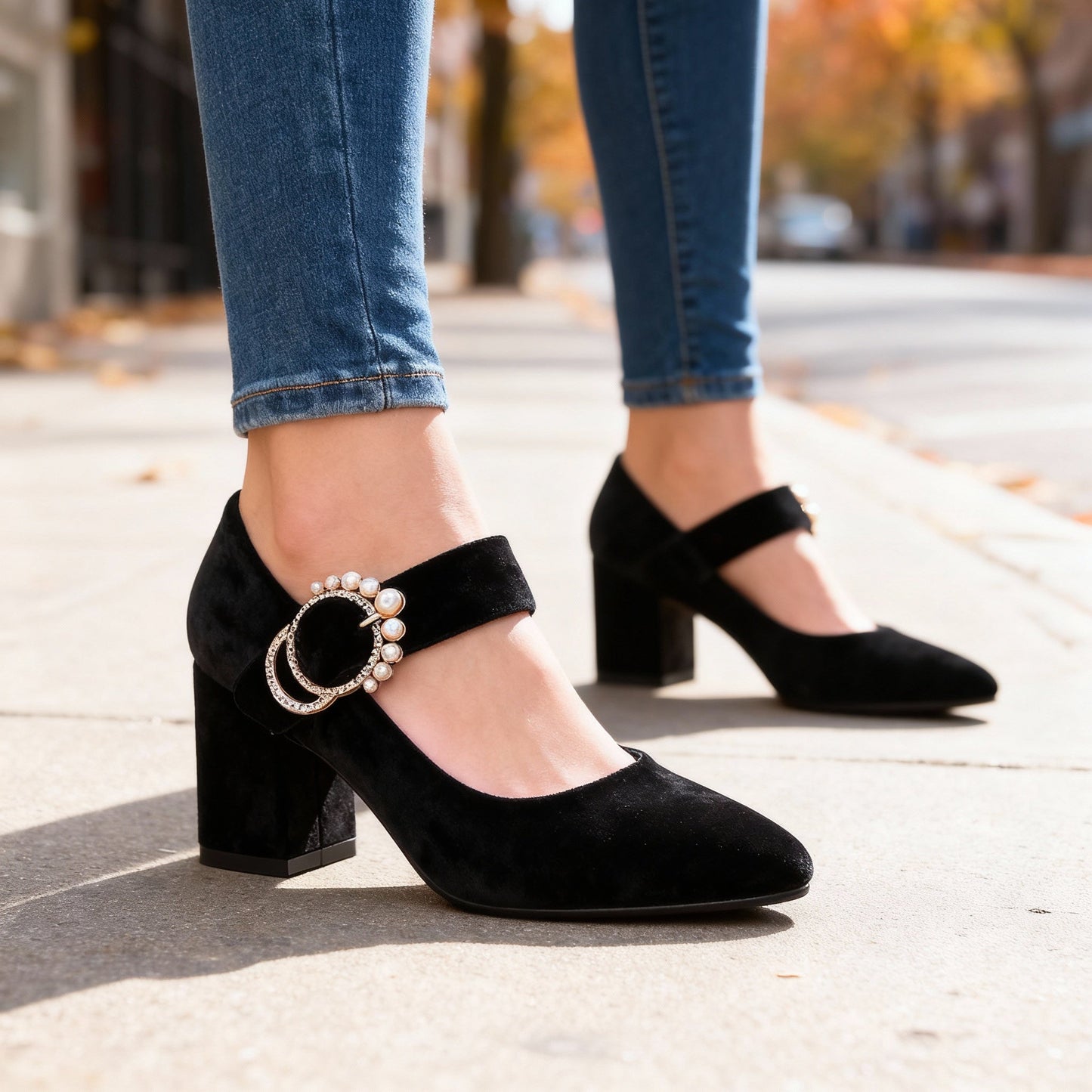 Women's Plush Velvet Heels Corvine