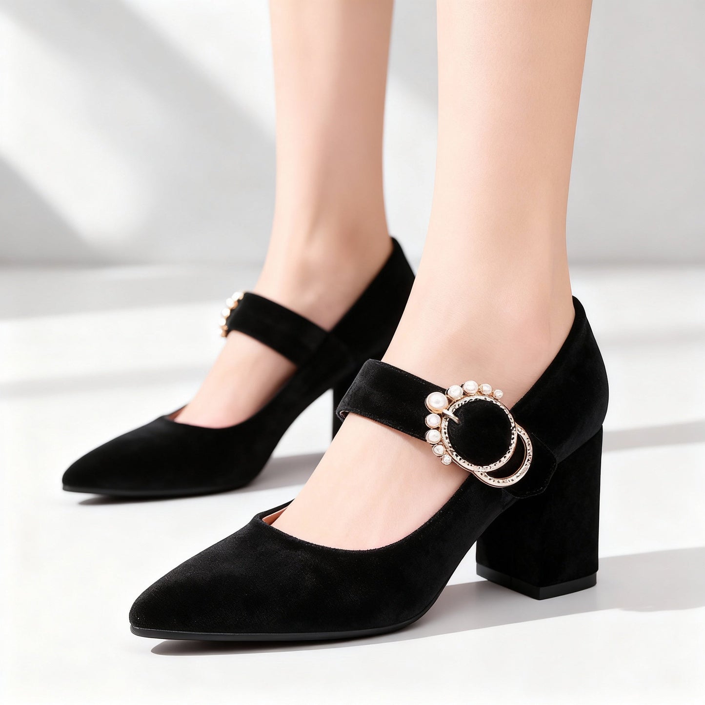 Women's Plush Velvet Heels Corvine