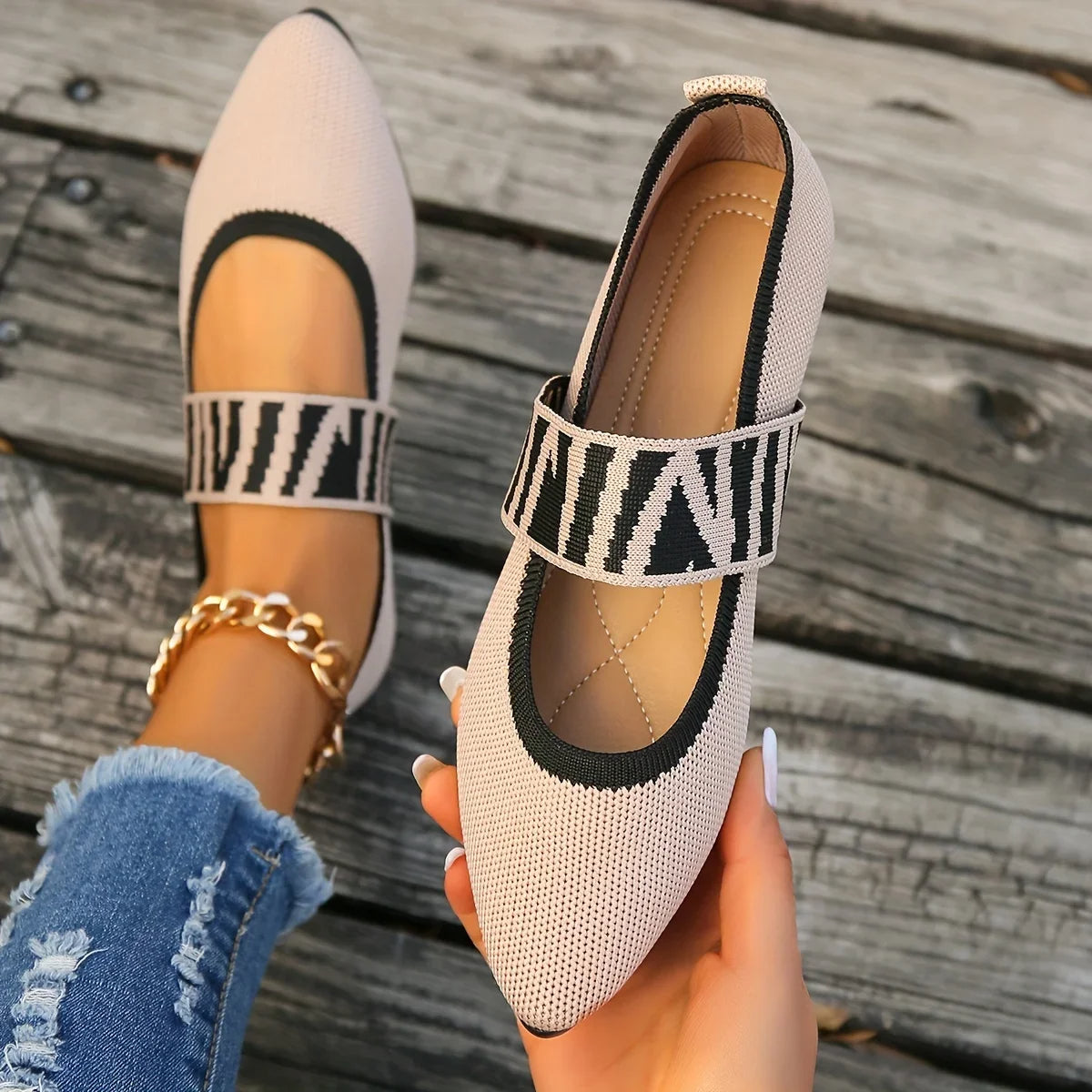Women's Premium Knit Pointed Toe Flats Corvine