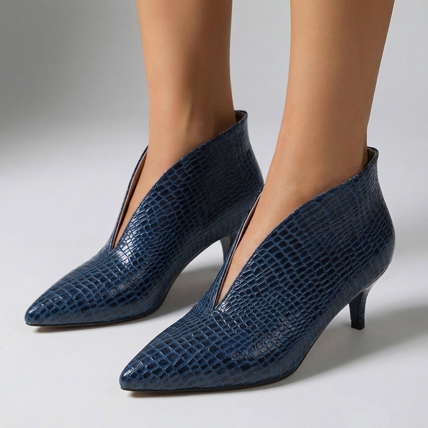 Women's Premium Leather Black Heels Corvine