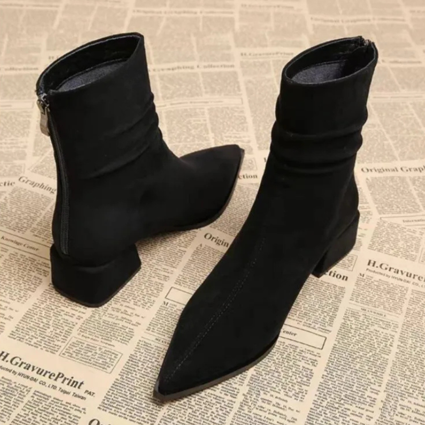 Women's Premium Suede Pointed Toe Black Ankle Boots Corvine