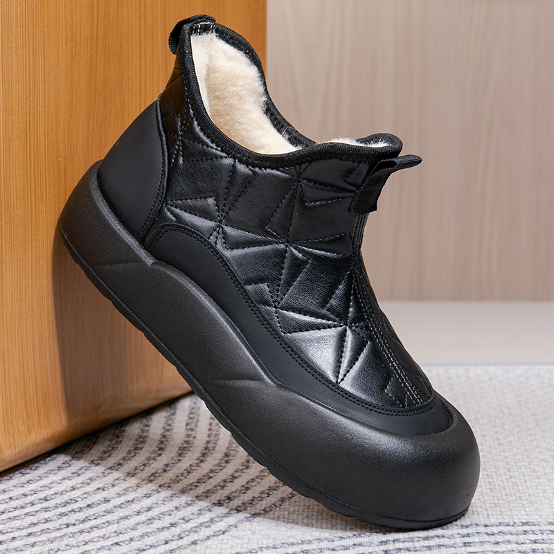 Women's Quilted Plush Lined Slip-On Boots Corvine