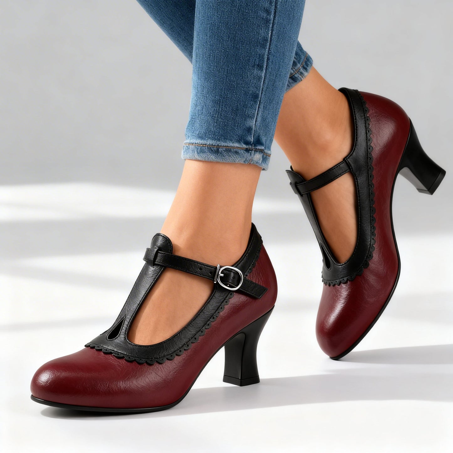 Women's Scalloped T-Strap Loafers Corvine