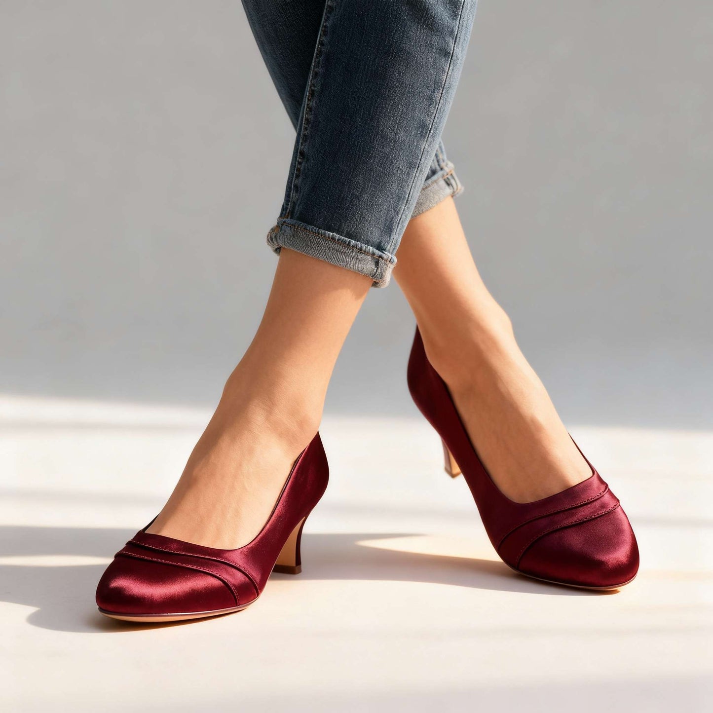 Women's Silk Low Heel Heels Corvine