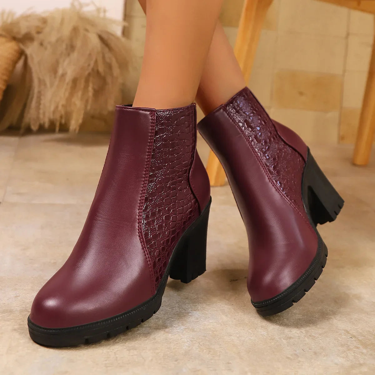 Women's Smooth Leather Black Ankle Boots Corvine