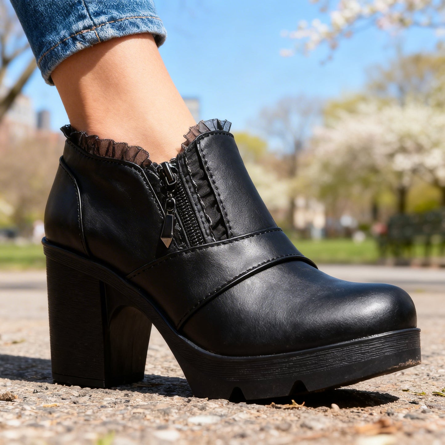 Women's Smooth Leather Black Heeled Ankle Boots Corvine