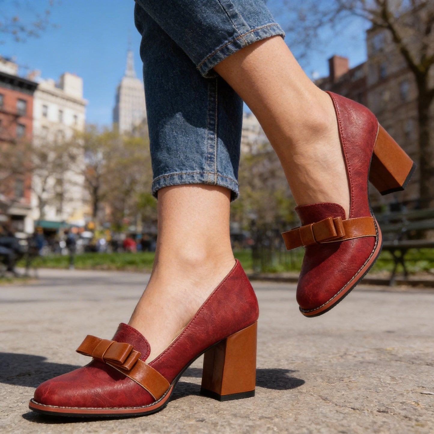Women's Smooth Leather Bow Strap Loafers Corvine