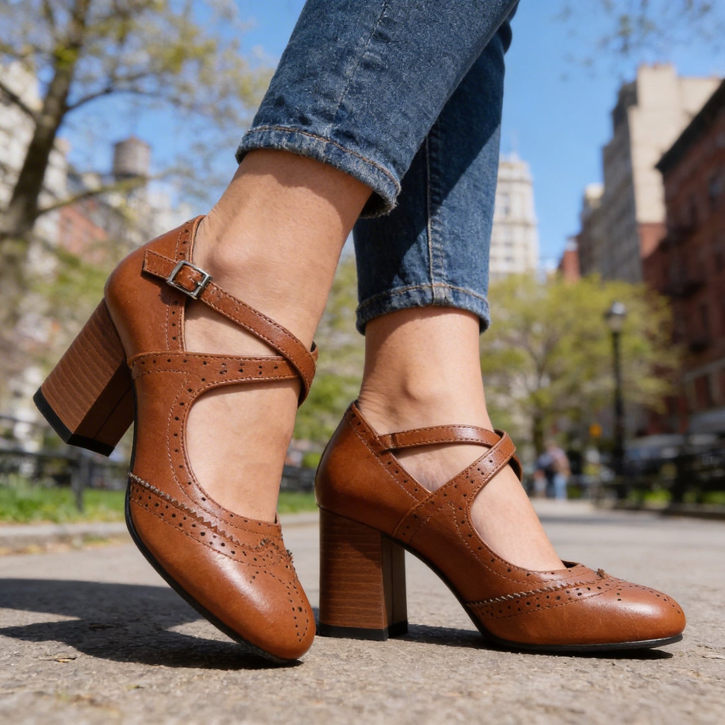 Women's Smooth Leather Brogue Loafers Corvine