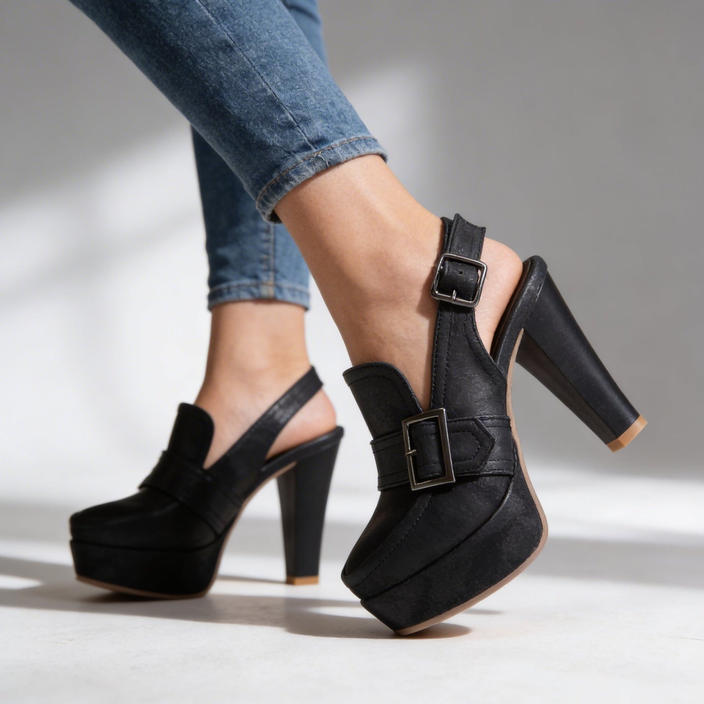 Women's Smooth Upper Black Slingback Heels Corvine