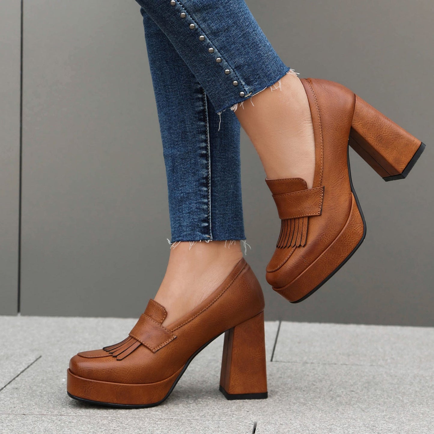 Women's Smooth Vegan Leather Chunky Platform Loafers Corvine