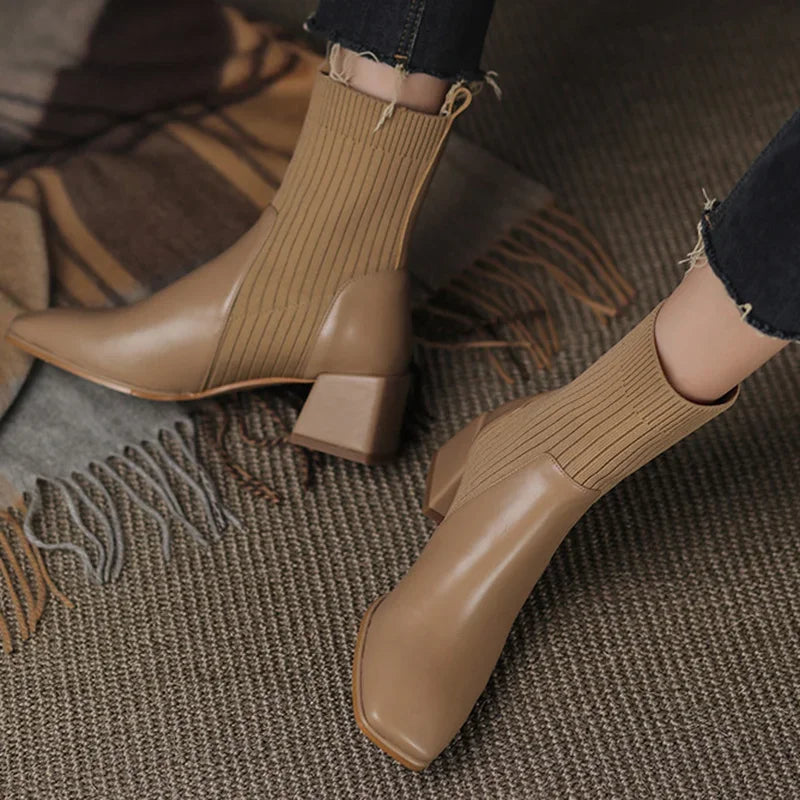 Women's Soft Faux Leather Block Heel Black Boots Corvine