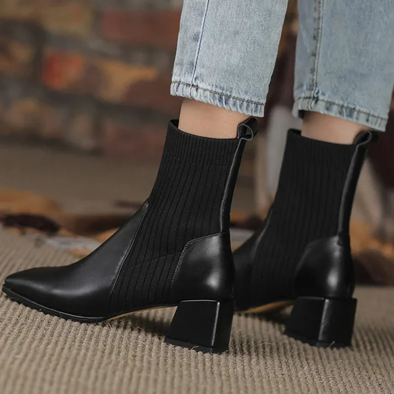 Women's Soft Faux Leather Block Heel Black Boots Corvine