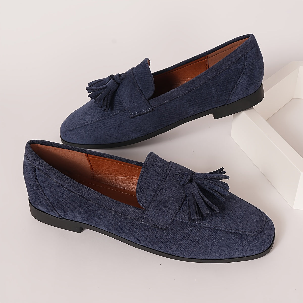 Women's Soft Finish Tassel Loafers Corvine