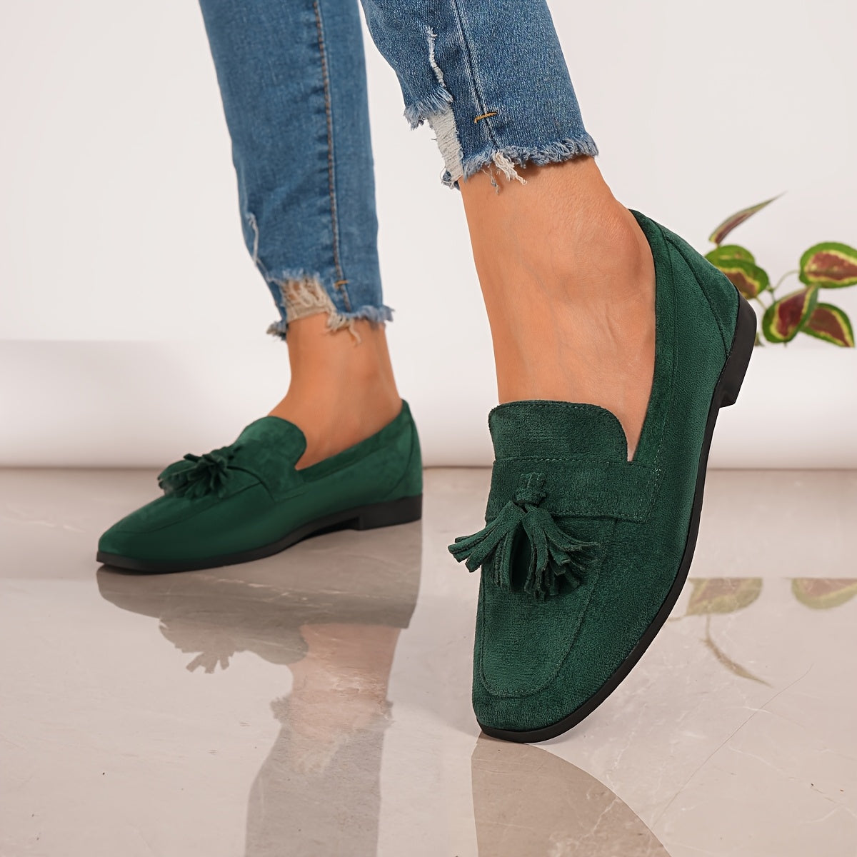 Women's Soft Finish Tassel Loafers Corvine
