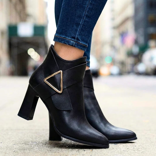 Women's Soft Leather Black Ankle Boots Corvine