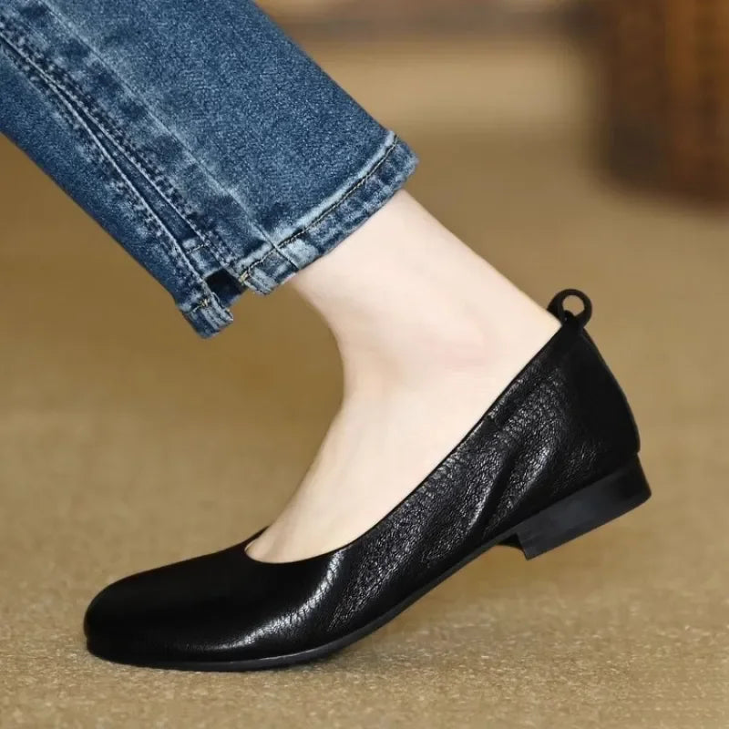 Women's Soft Leather Black Flats Corvine