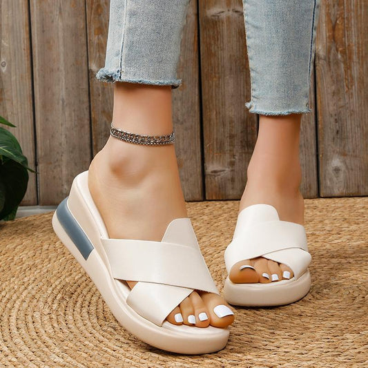 Women's Soft Synthetic Open Design Sandals Corvine